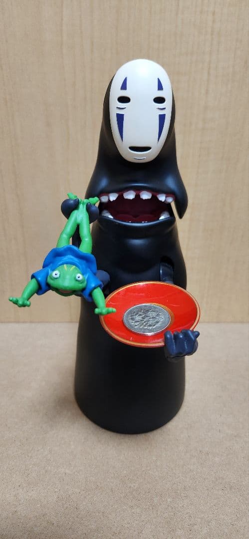 千と千尋の神隠し もっと！むしゃむしゃ貯金箱