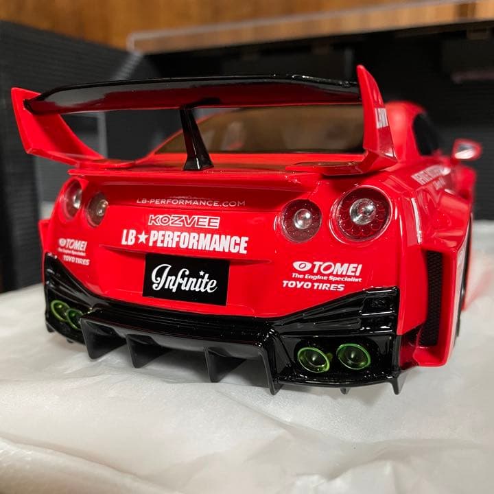未展示品TOP SPEED1/18LB-ワークス GT スカイライン GT-R