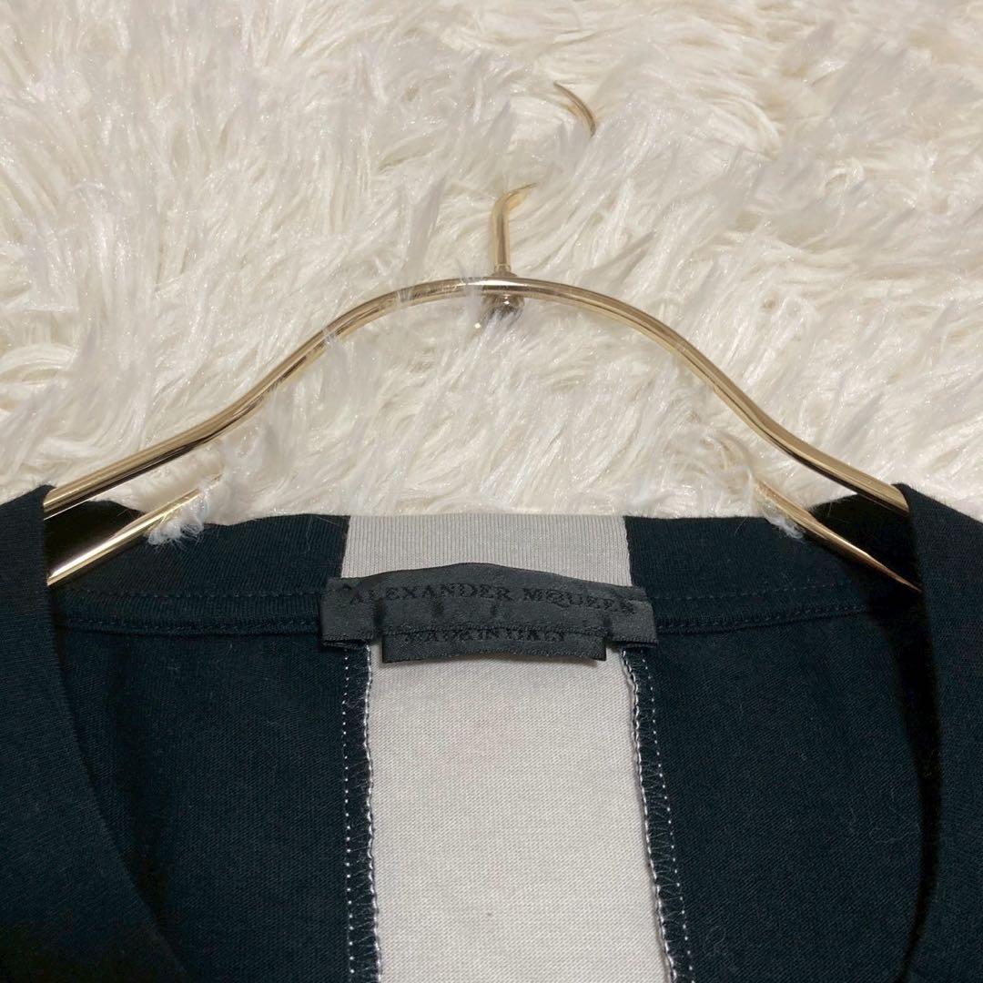 Alexander McQueen Tシャツ ブラック オシャレ キレイめ