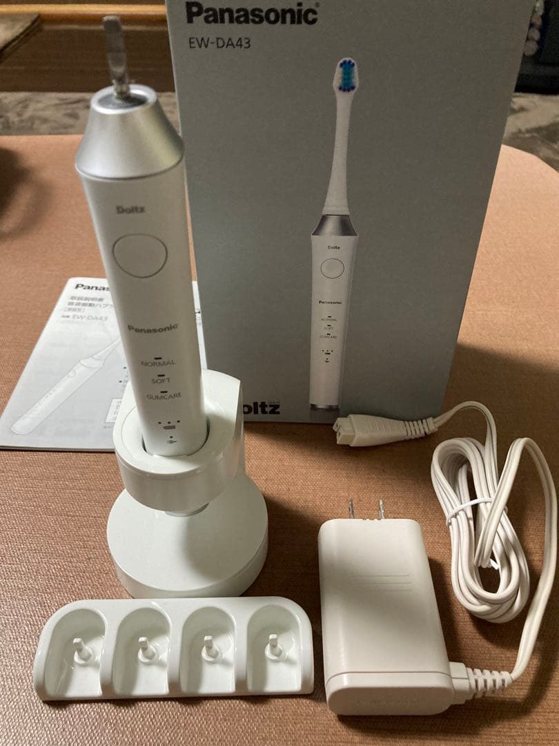 Panasonic EW-DA43-W 音波振動ハブラシ ドルツ