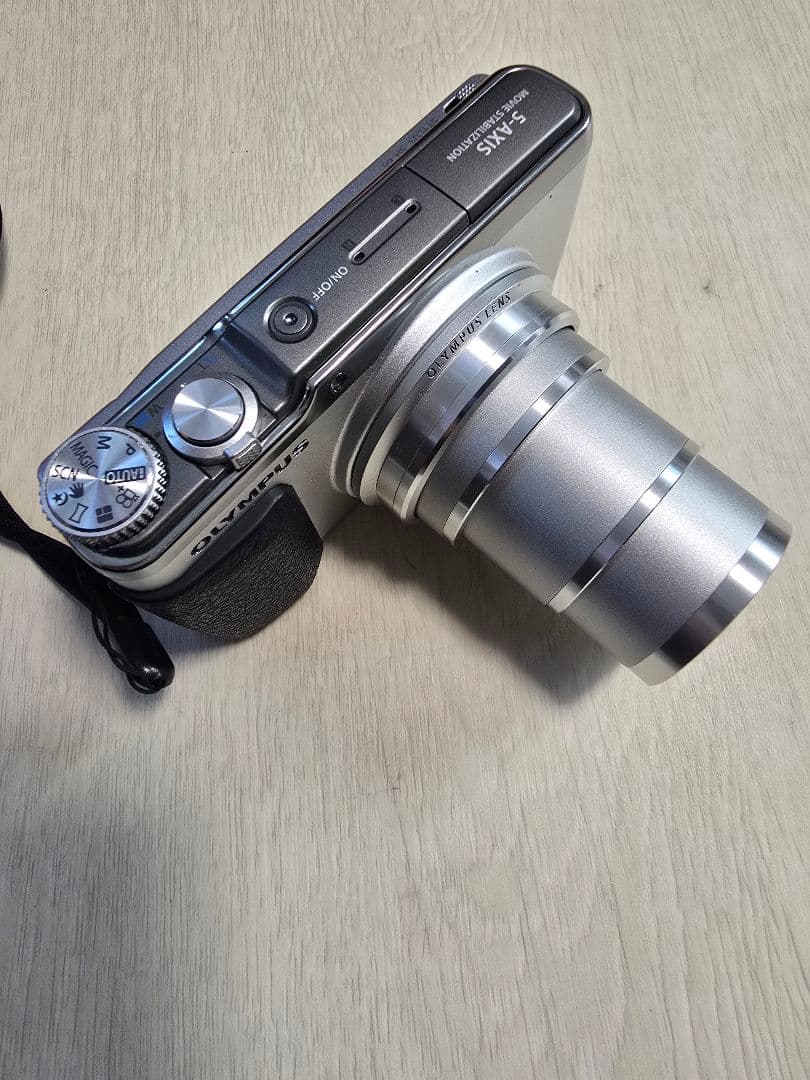 OLYMPUS SH-60コンパクトデジタルカメラ