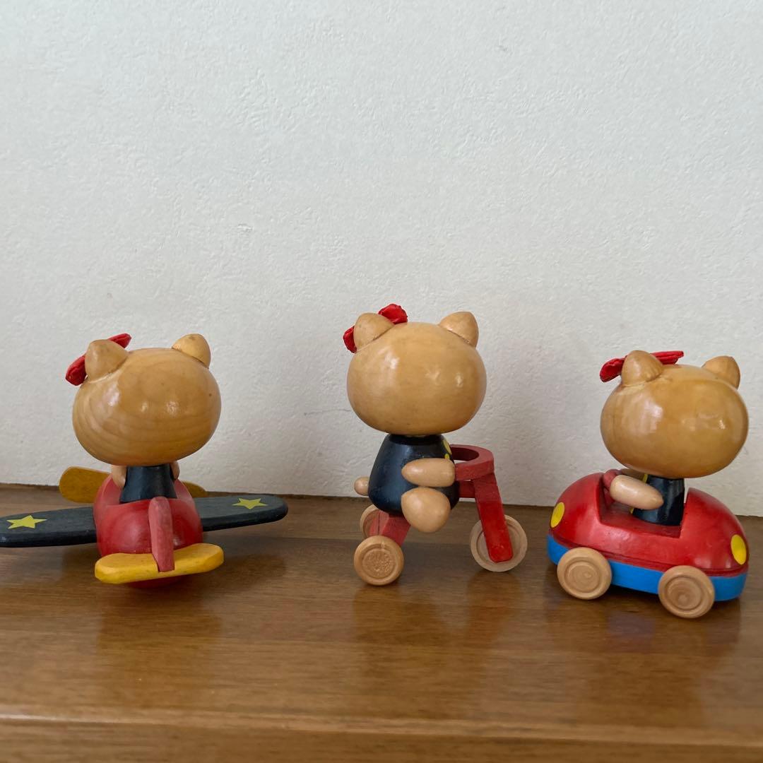 HELLO KITTY ＊木製BOX・人形５個セット＊