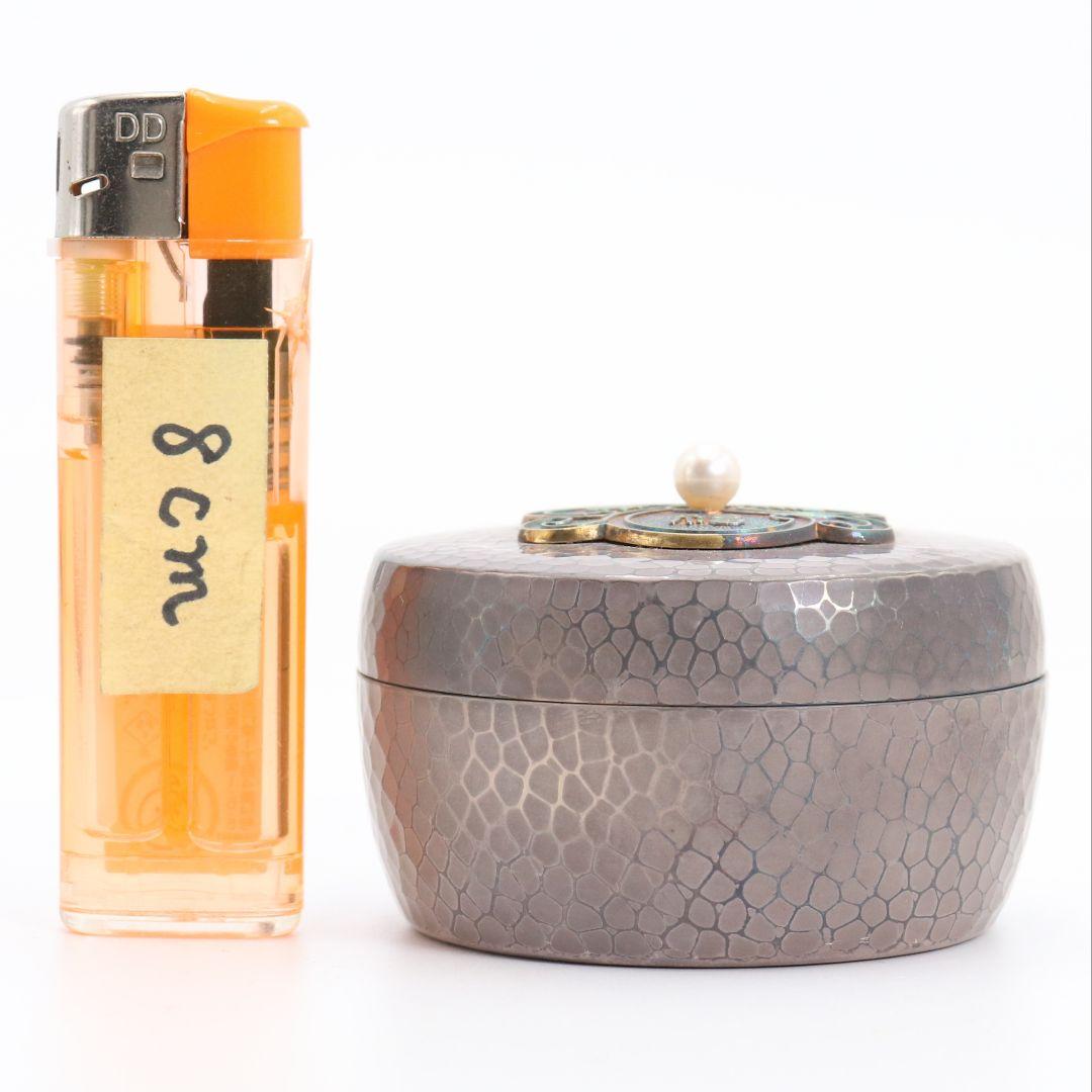 純銀製 ボンボニエール 福禄寿 真珠摘 槌目蓋物 ヤンポ 約184g　M665