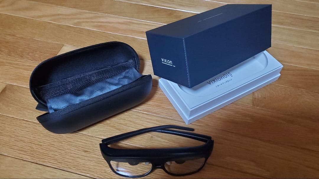 ViXion01S　オートフォーカスアイウェア（自動ピント調節メガネ）