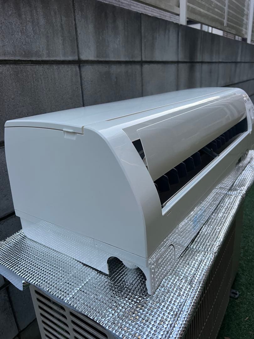 三菱　MSZ-GE5617S-W18畳200Vルームエアコン霧ヶ峰 2018年製