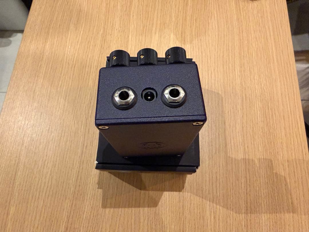 ギター Walrus Audio Julia V2