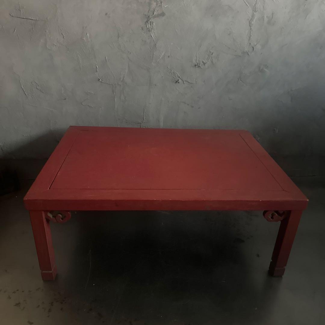 ヴィンテージ　赤い木製座卓　花台かもしれません