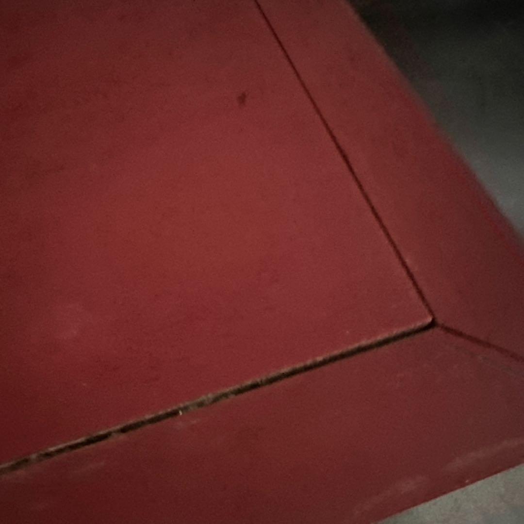 ヴィンテージ　赤い木製座卓　花台かもしれません