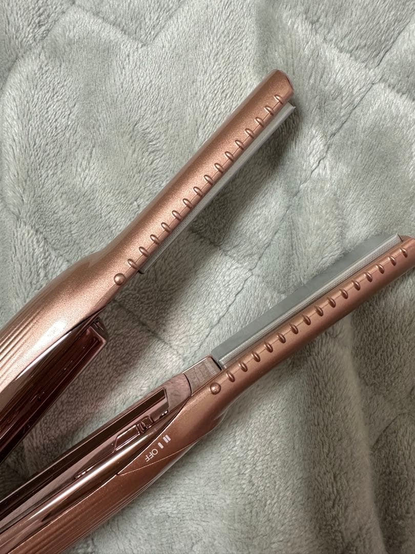 ReFa リファ フィンガーアイロン ピンク　お値引き不可❌