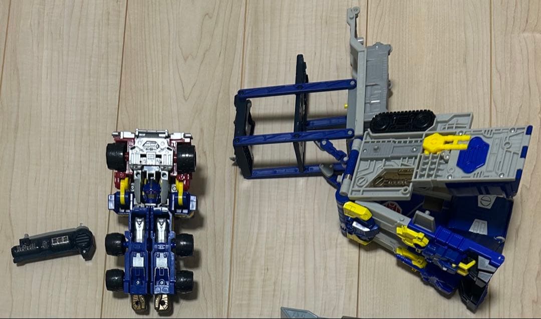 トランスフォーマー スーパーコンボイ メガロコンボイ 2体セット