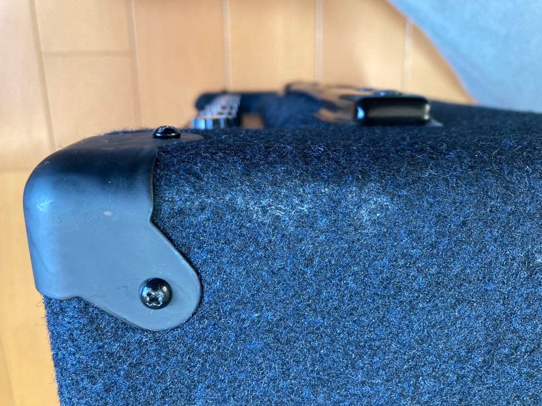 ローランド・ステレオ・キーボード・アンプ　KC-220 純正ACアダプタ付 送込