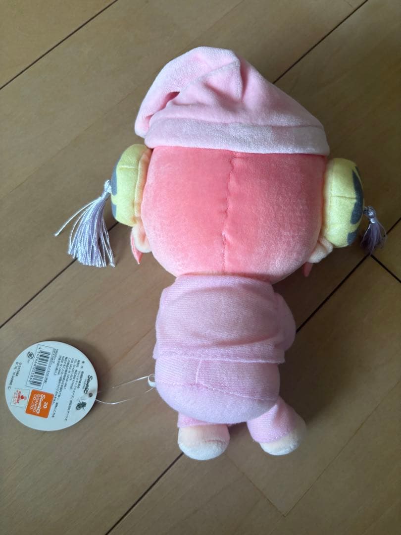 新品タグ付き　銀魂×サンリオ 神楽 むにゅぐるみ ぬいぐるみ おやすみ柄キキララ