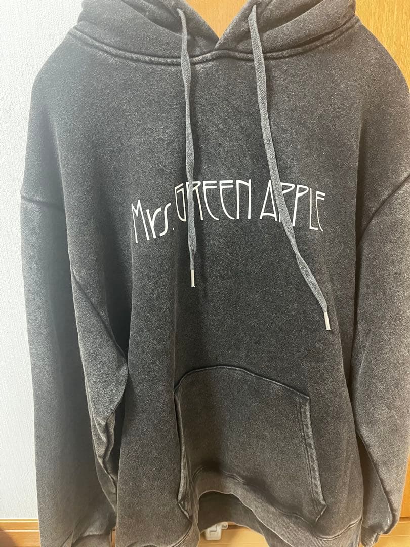 【新品・未使用】\"BABEL no TOH\" パーカー　Lサイズ