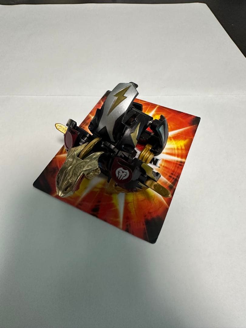 爆丸 士ドラガオン 磁ドラガオン