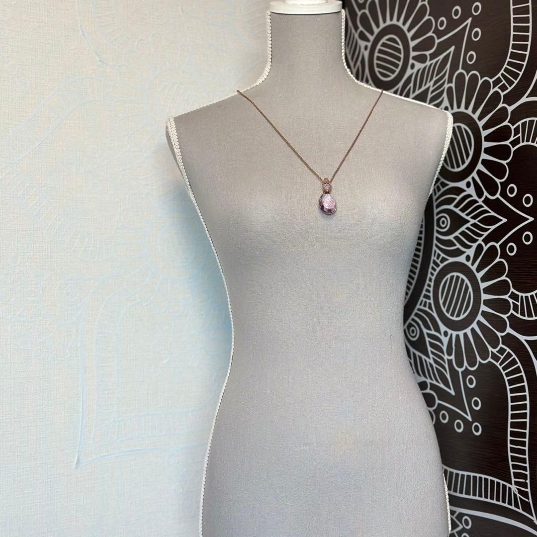 『麗紫』アメジストとスコロライトのマクラメペンダントネックレス