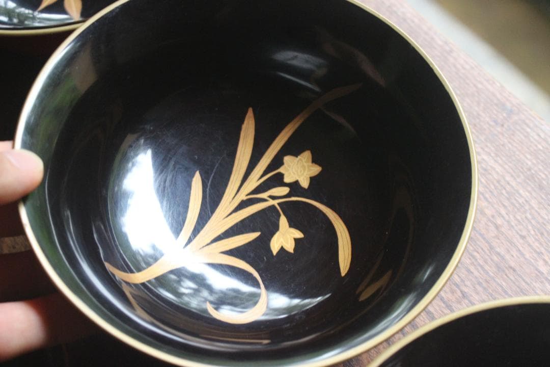時代朱漆に内見返絵替わり草花蒔絵のお椀5点（検輪島塗蒔絵椀雑煮椀