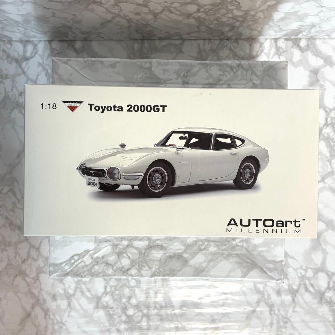 【未開封・希少】オートアート 1/18 トヨタ 2000GT ホワイト