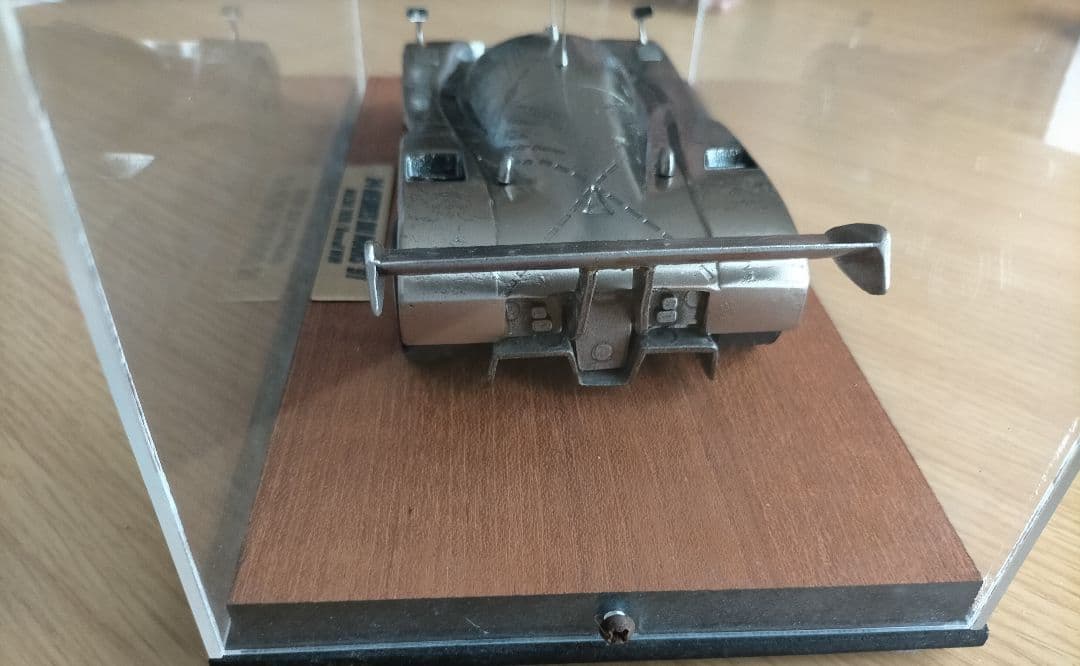 値引き不可 マツダ 787B ル・マン耐久レース 優勝記念 モデルカー