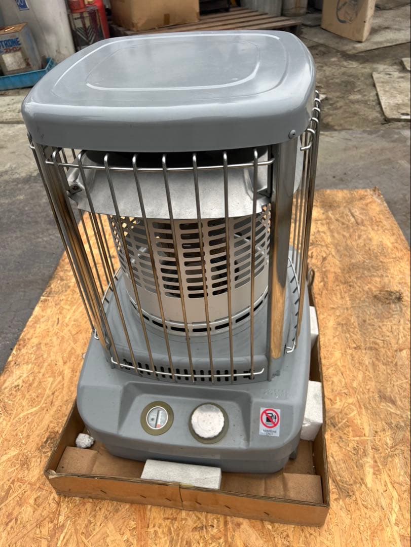 CORONA GH-F850 未使用 長期保管 電源OK 現状品 石油ストーブ