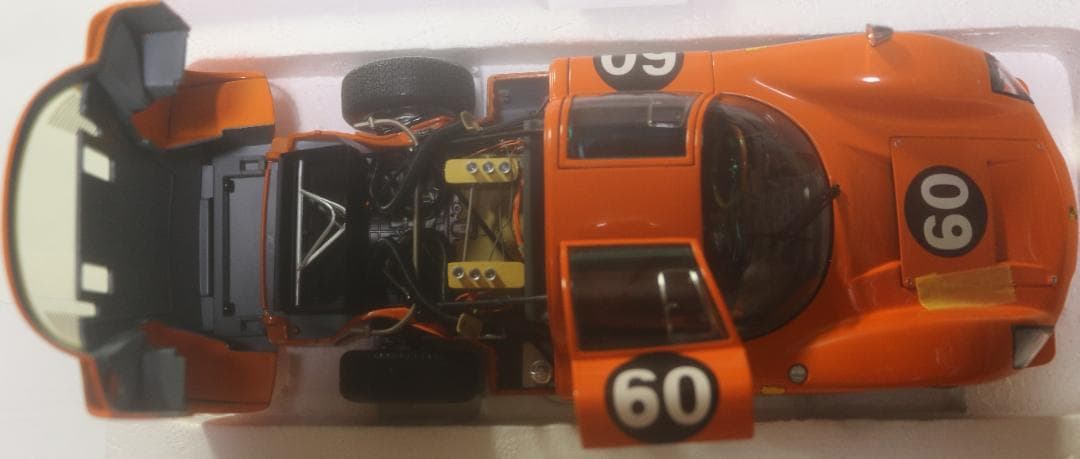 ミニチャンプス　ポルシェ906 1966ニューブルクリンク 　1/18 中古品