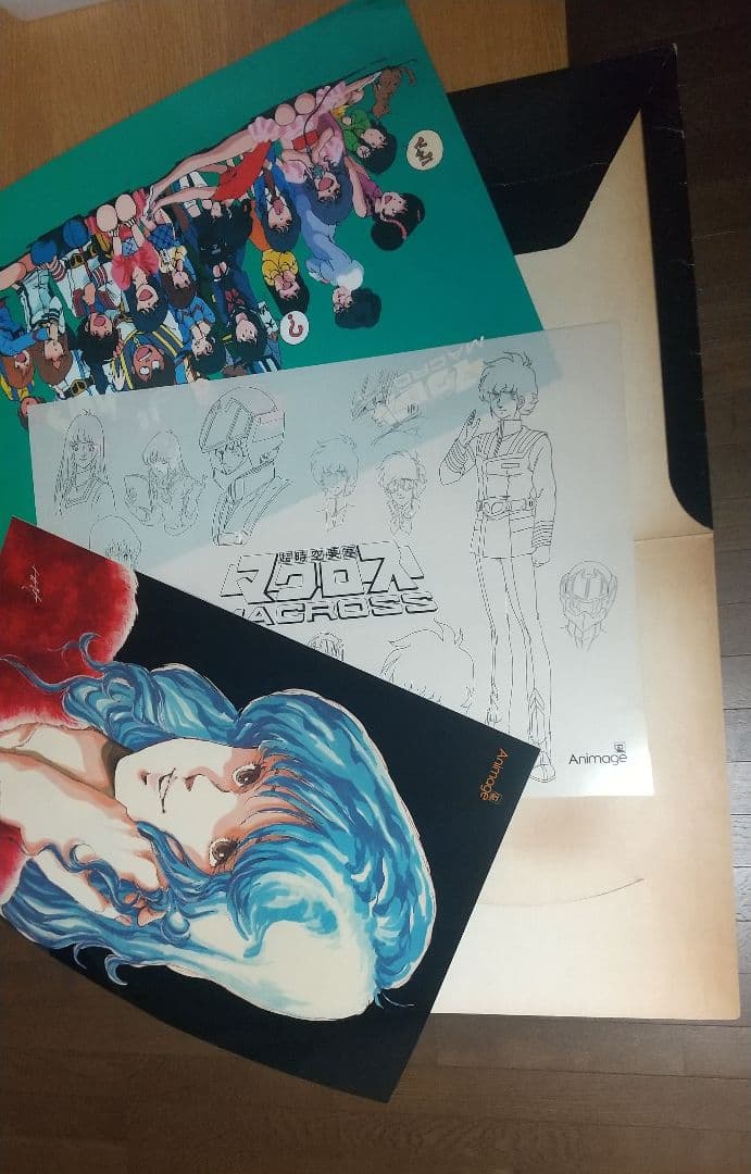 ‼️美品‼️マクロス ポスター 美樹本晴彦超合金魂バンダイハイメタルやまと