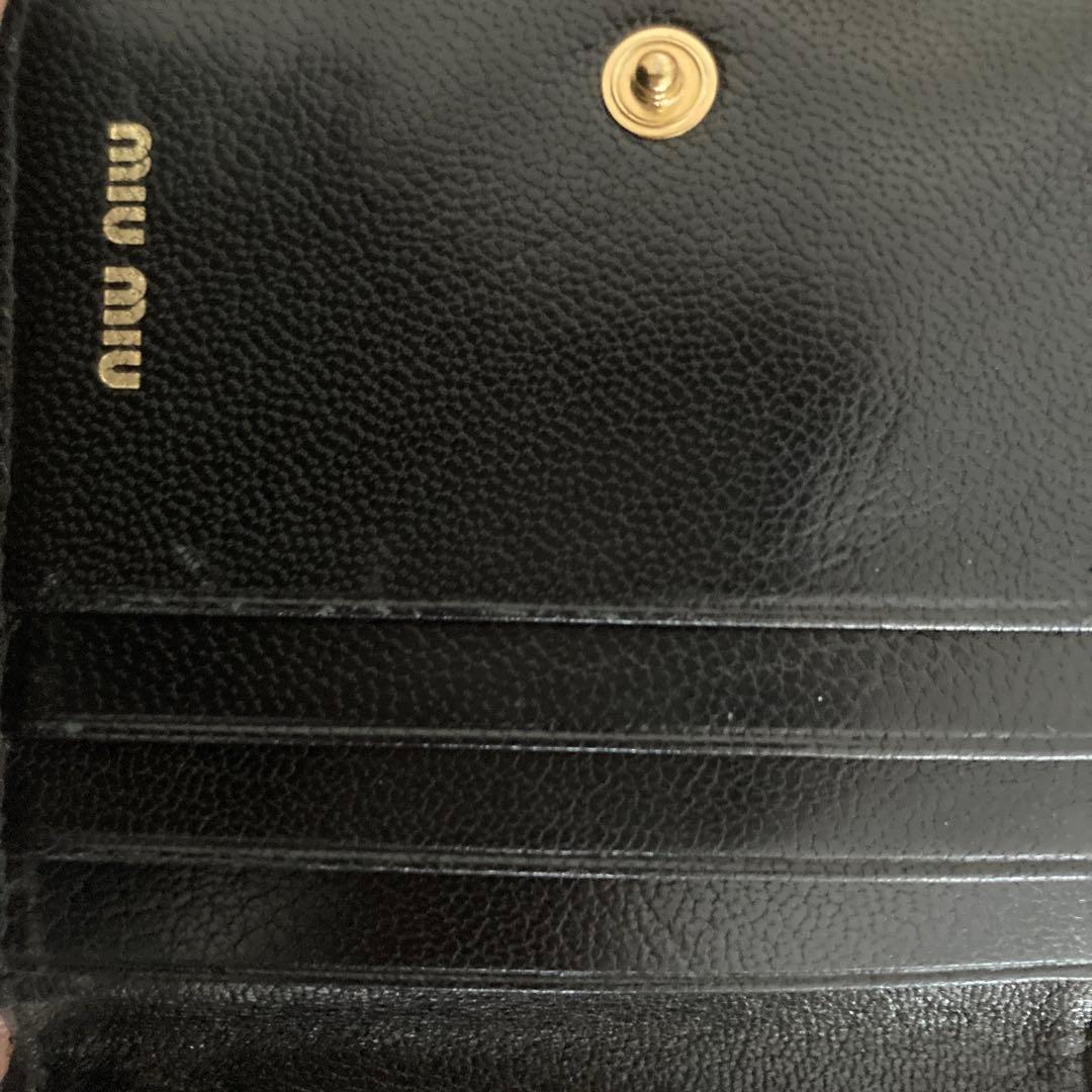 MIU MIU 二つ折り財布 黒 ブラック