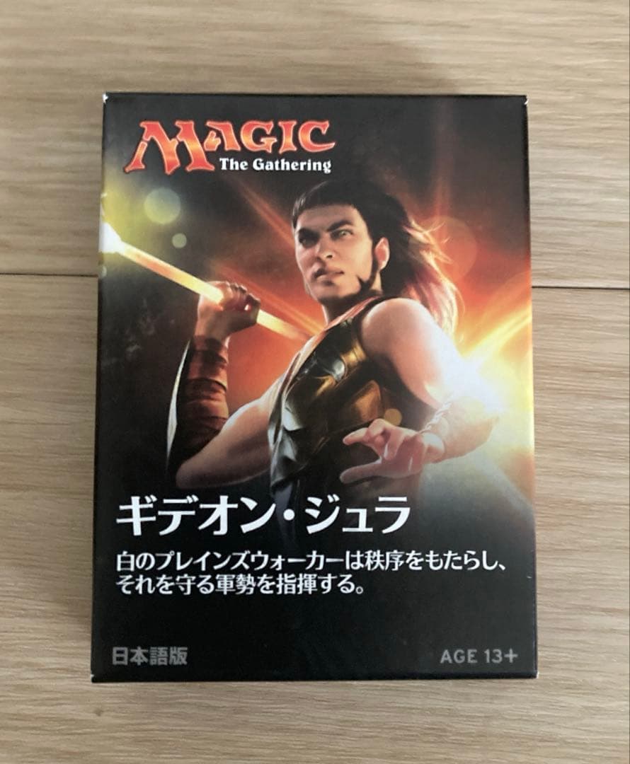 【新品・未開封】マジックザギャザリング　内なる灯の目覚め　構築済デッキ