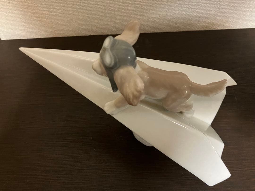 LIADRO リアドロ 犬と紙飛行機 可愛いパイロット