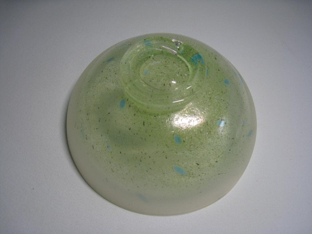 ガラス製抹茶碗　水崎長寿　義山茶盌　銘【浅黄霜】
