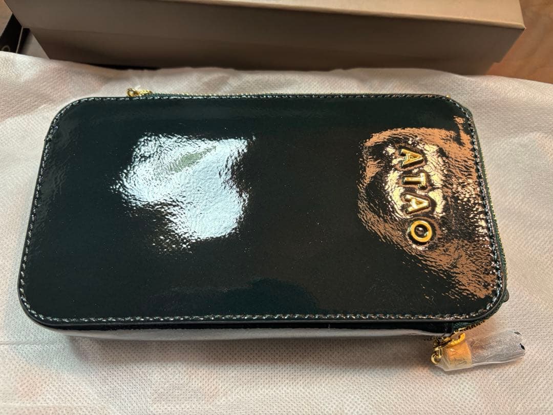 【新品】ATAO アタオ　アミュレット　スマホショルダー　ディープエメラルド