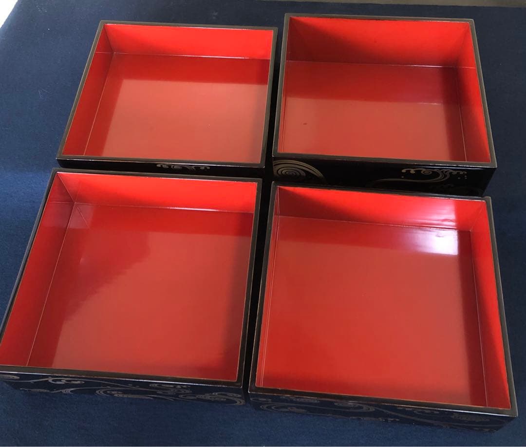 《R》黒内朱 波蒔絵 四段重 替蓋付 木製漆器 木箱　260121き6