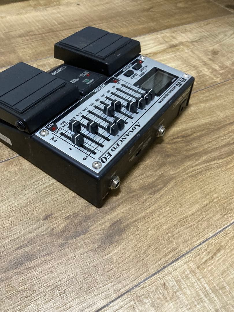 BOSS EQ-20 グラフィックイコライザー