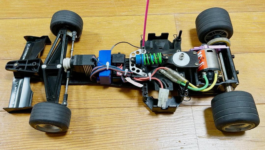 ら*ま様 タミヤ F103 メカ付き