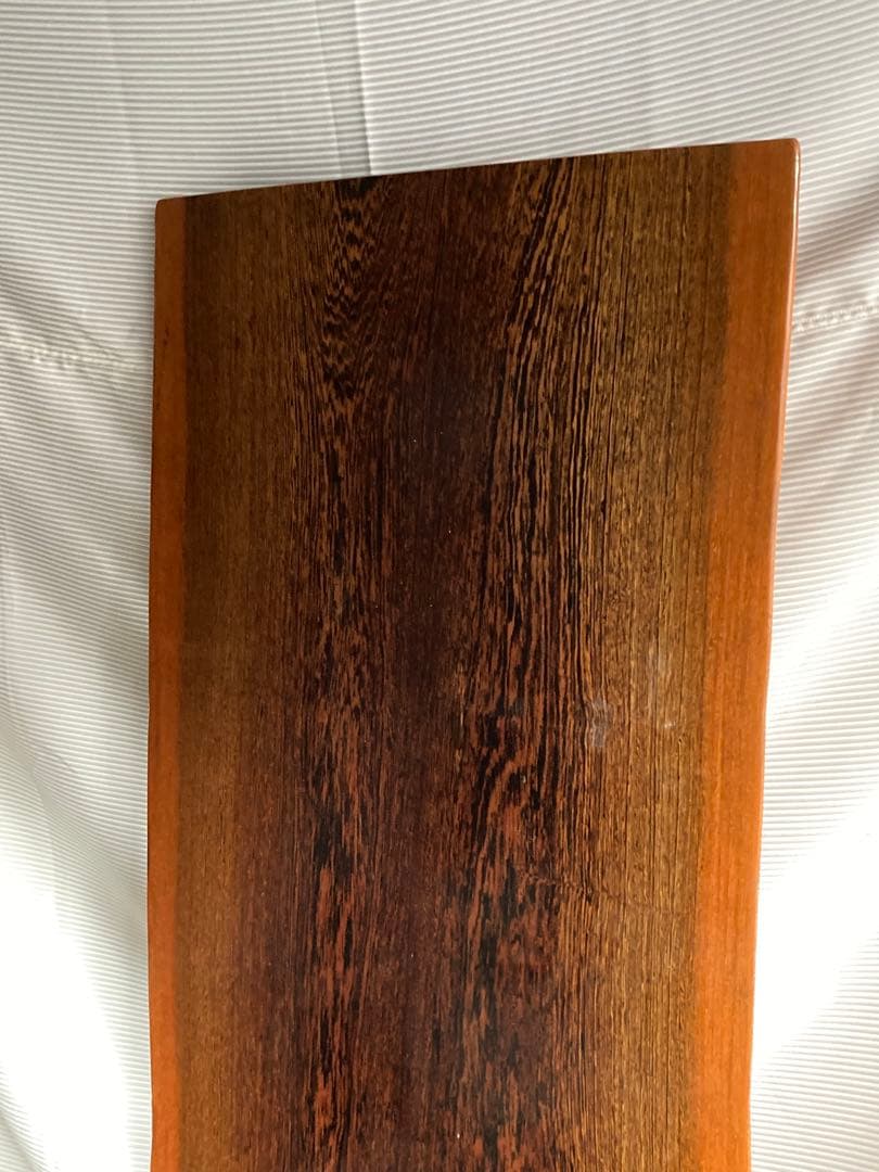 無垢　一枚板　カウンター　ブビンガ?