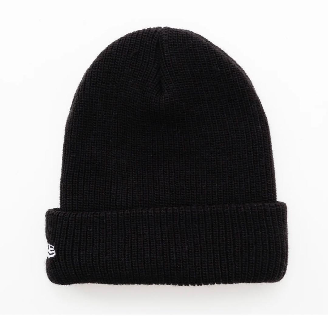 ちいかわ ニューエラ　ニット帽NEW ERA® 黒・グレー・ピンク、3色セット