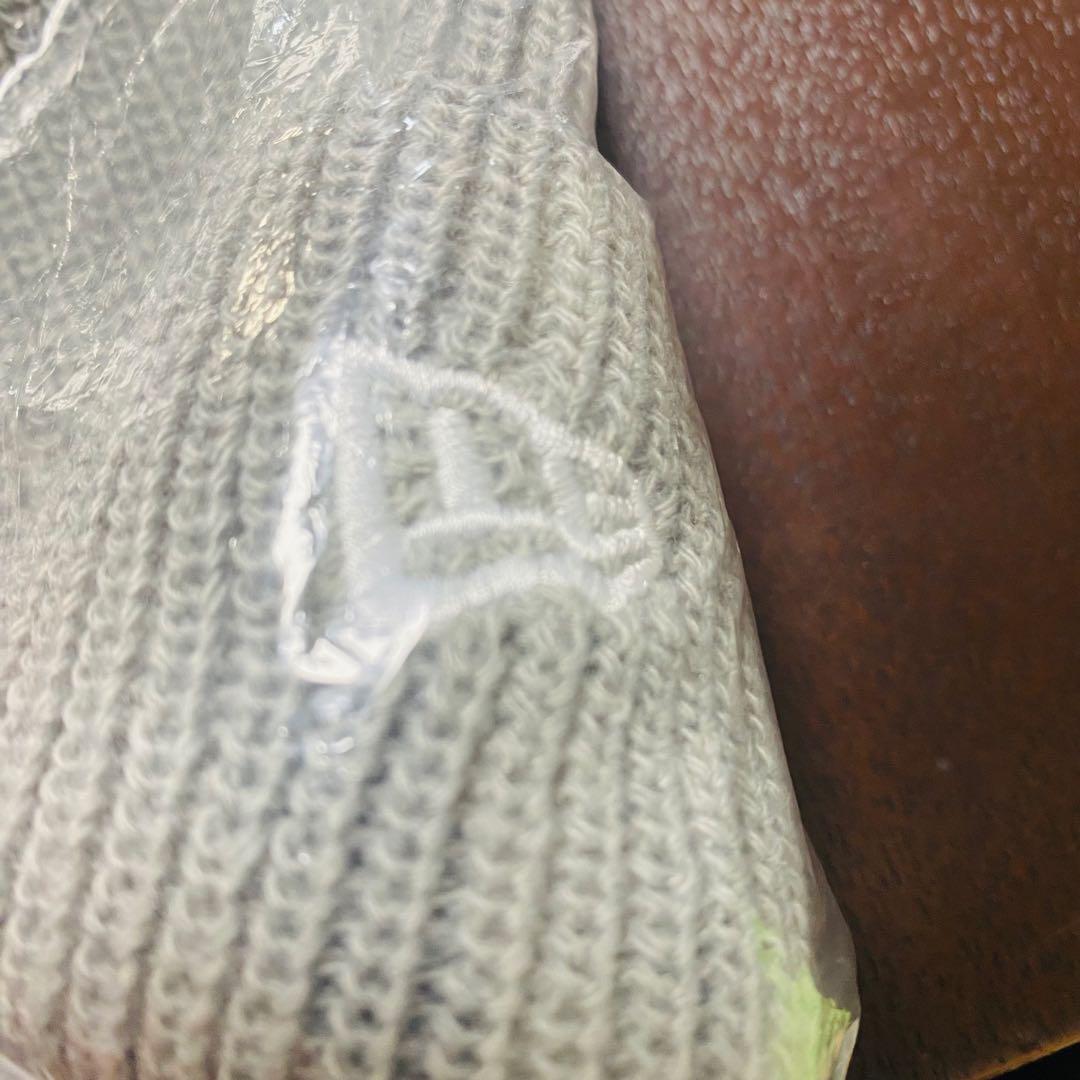 ちいかわ ニューエラ　ニット帽NEW ERA® 黒・グレー・ピンク、3色セット