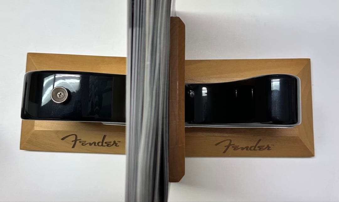 Fenderビルダーサインブックエンド テレキャスター実物ボディ同素材 おまけ付