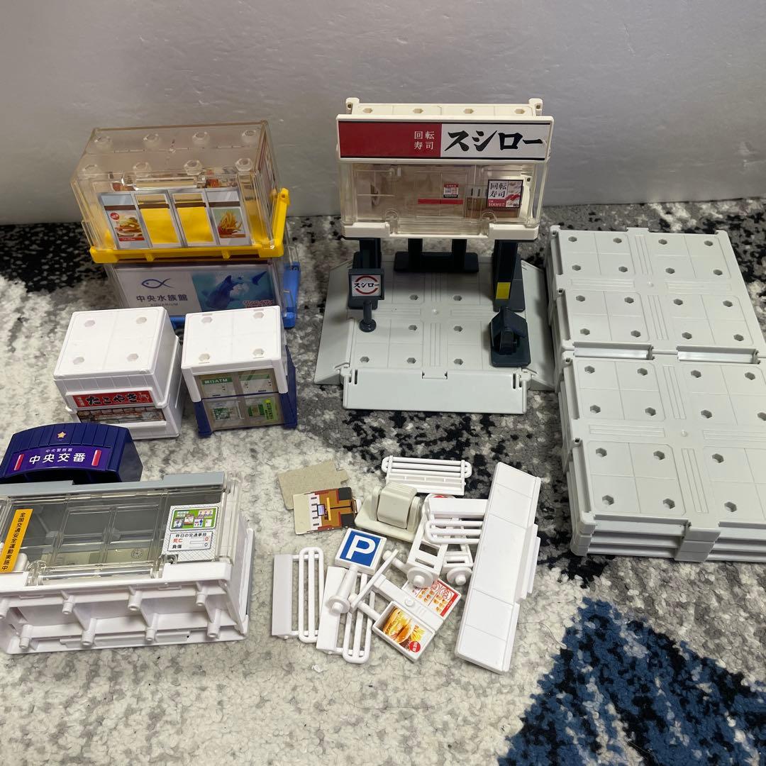 トミカ　トミカタウン　ビルドシティ　イオンモール　スシロー　ハンバーガーショップ