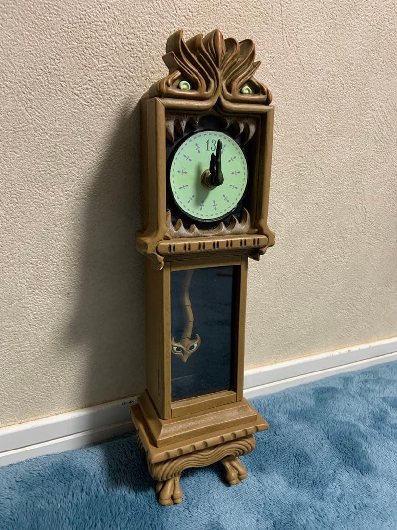 激レア❗️早い者勝ち‼️ 海外限定　ホーンテッドマンション　不気味に光る置き時計