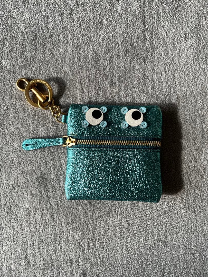 ANYA HINDMARCH アイズ ケース チャーム