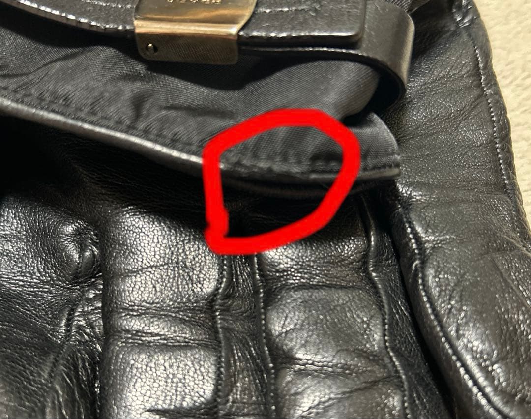 PRADAレザー ブラック 裏地カシミアサイズ9