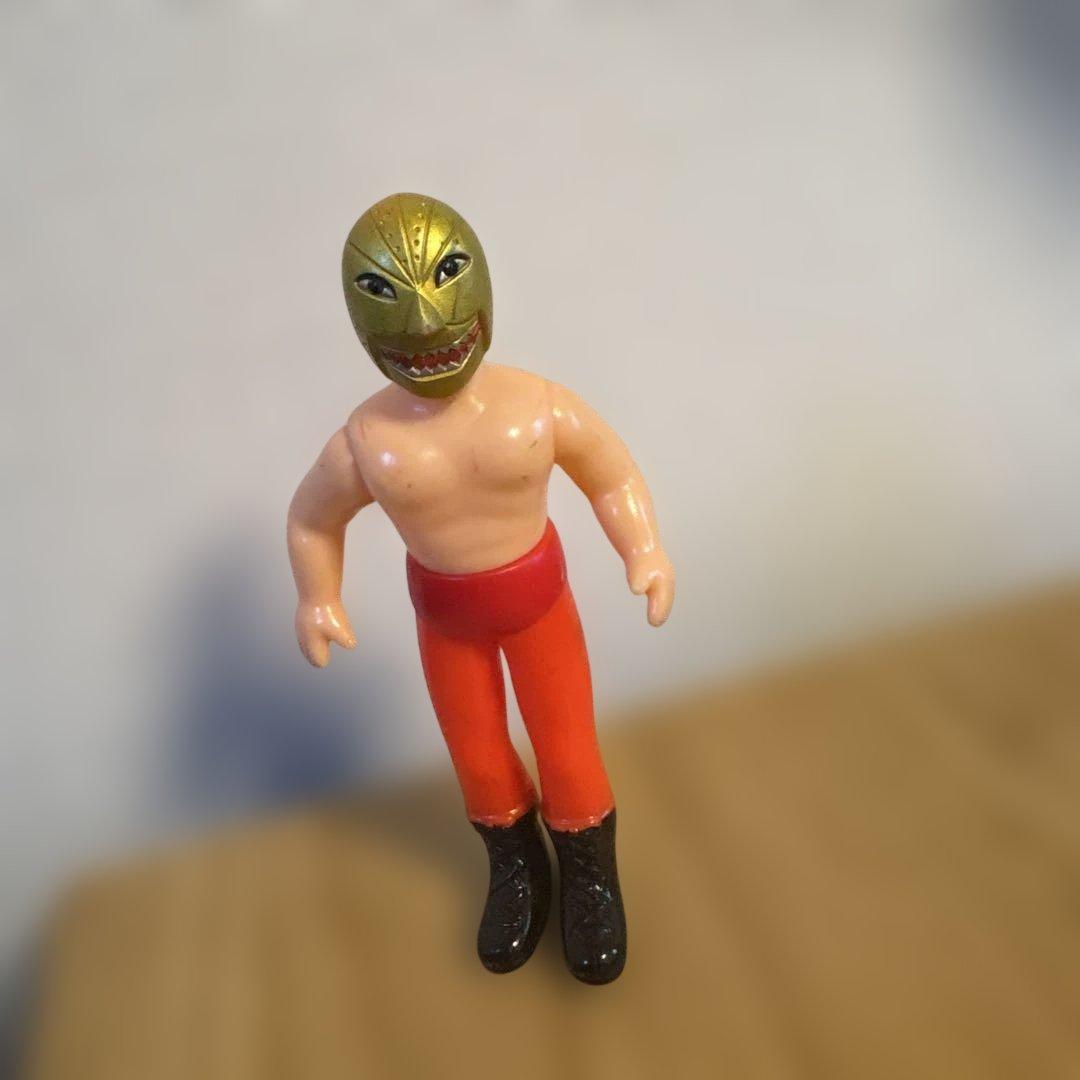 臨時値段設定　 タイガーマスク　キャラの名前不明　辻なおき