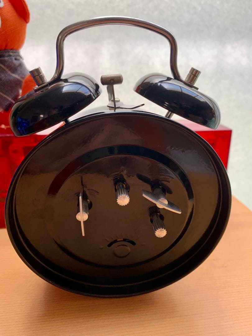 ☆【限定】HUF × SKATE MENTAL ALARM CLOCK