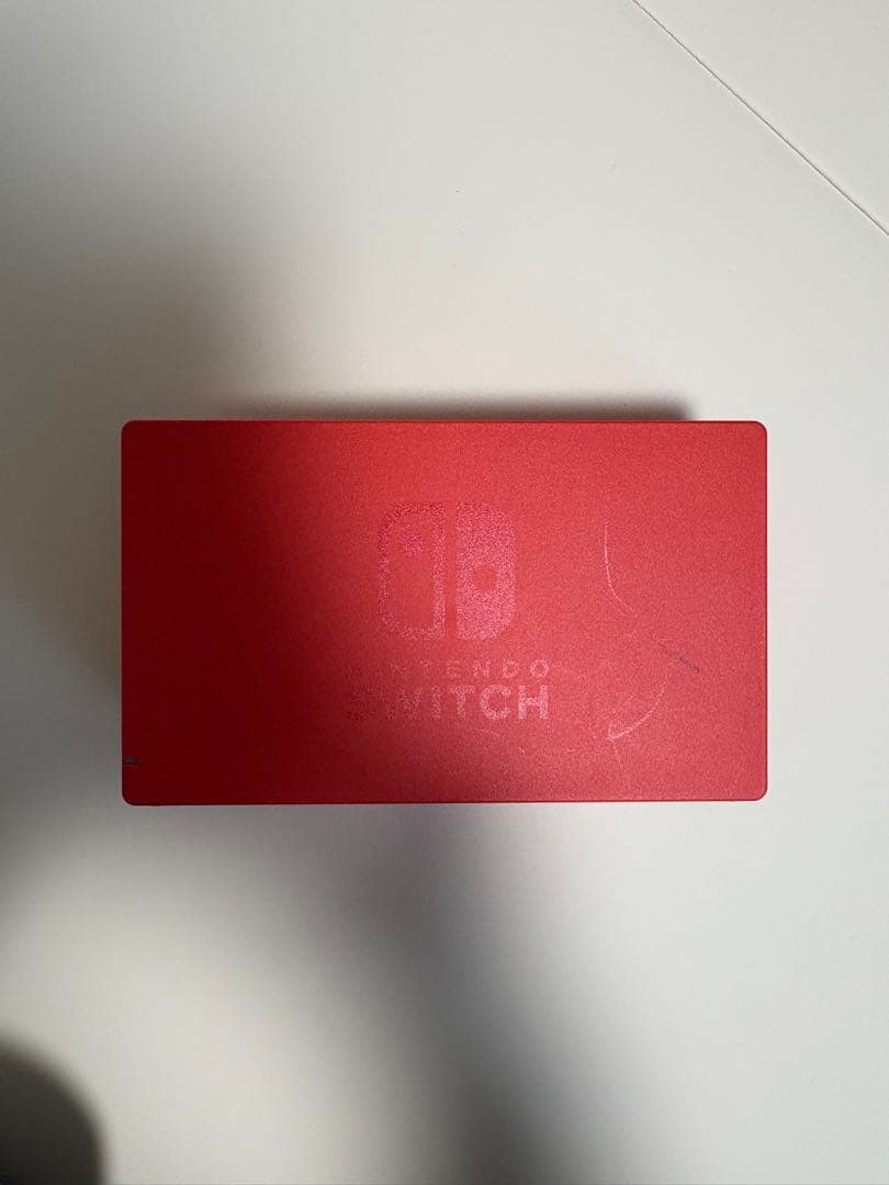 レッド Nintendo Switch 本体