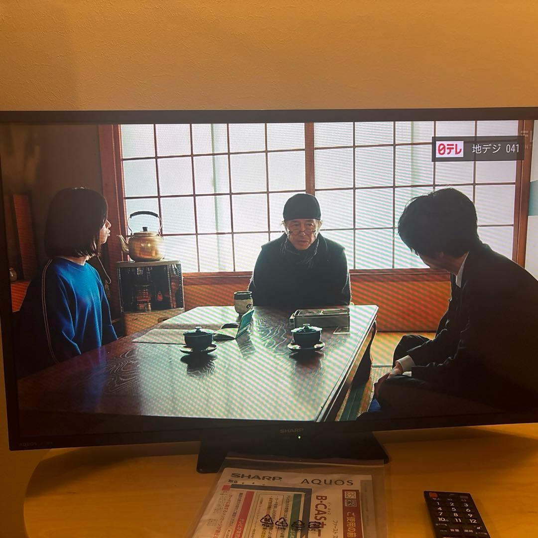 SHARP 2T-C32DE-B 32型　2024年製　テレビ