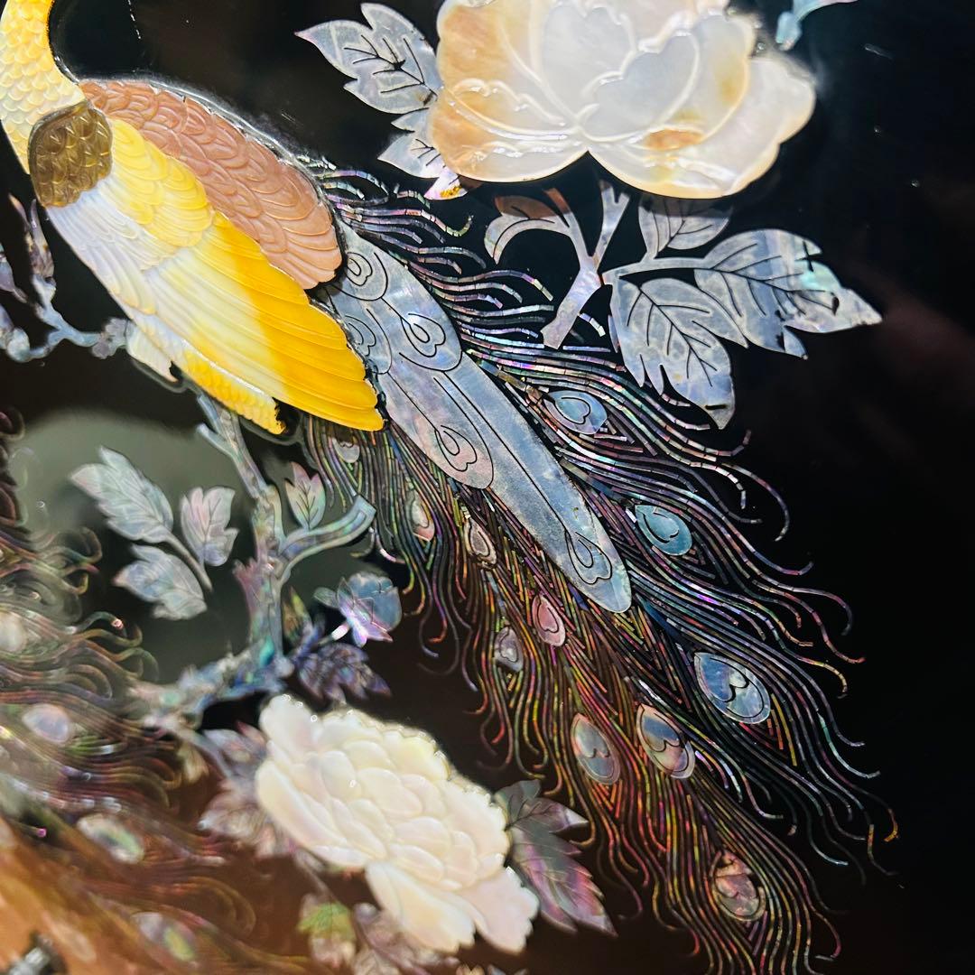 螺鈿細工キャビネット　箪笥　高級家具　孔雀　鶴　月　動物柄　韓国　中国　民芸家具