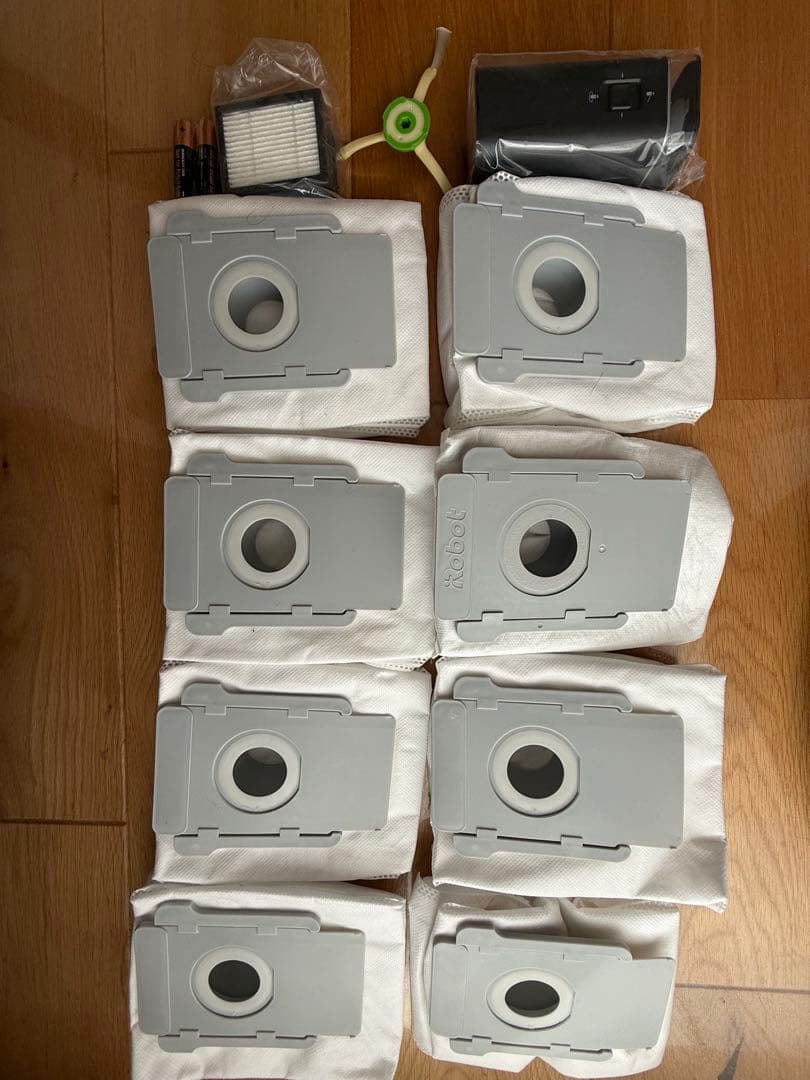 iRobot Roomba i7+ 本体 自動充電ドック付き