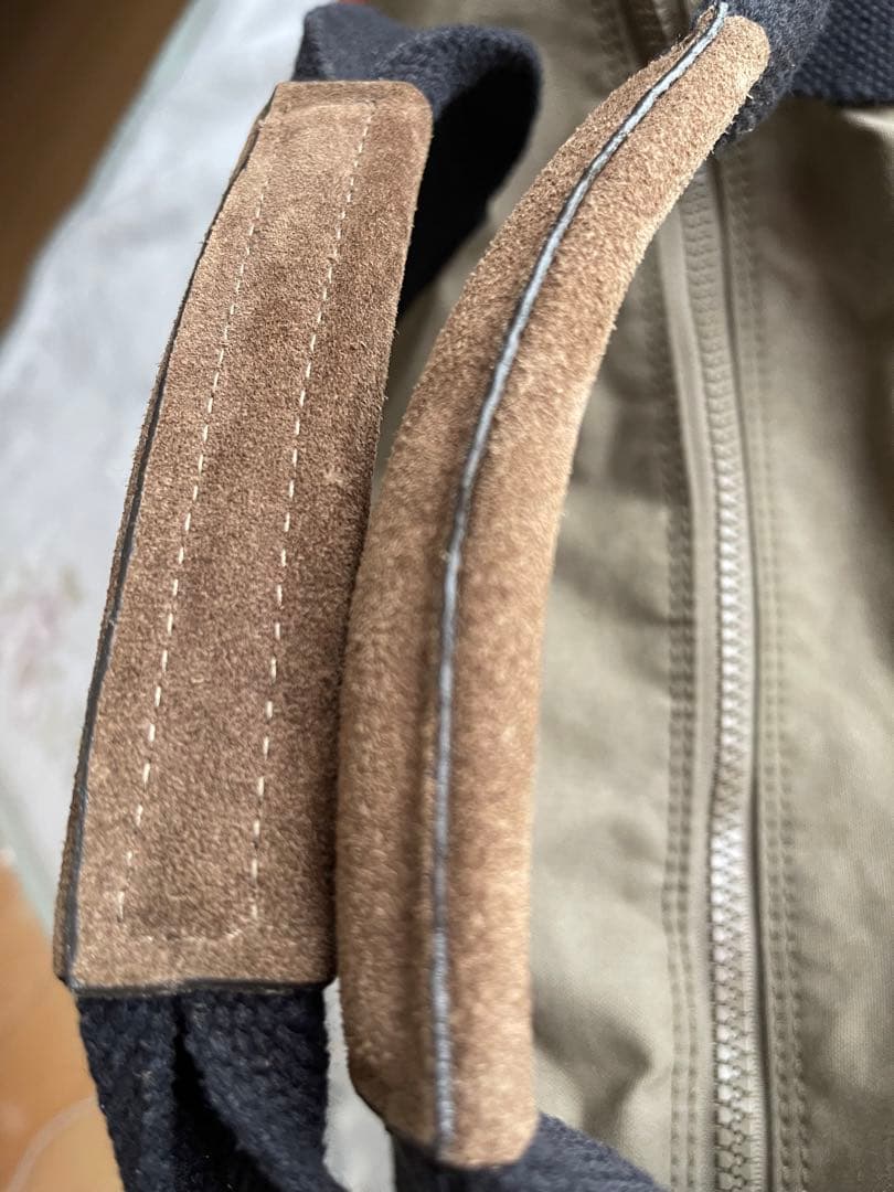 ナパピリ　ボストンバッグ　牛革　約100Ｌ