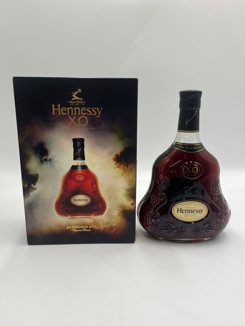 ヘネシー HENNESSY XO 黒キャップ 700ml クリアボトル