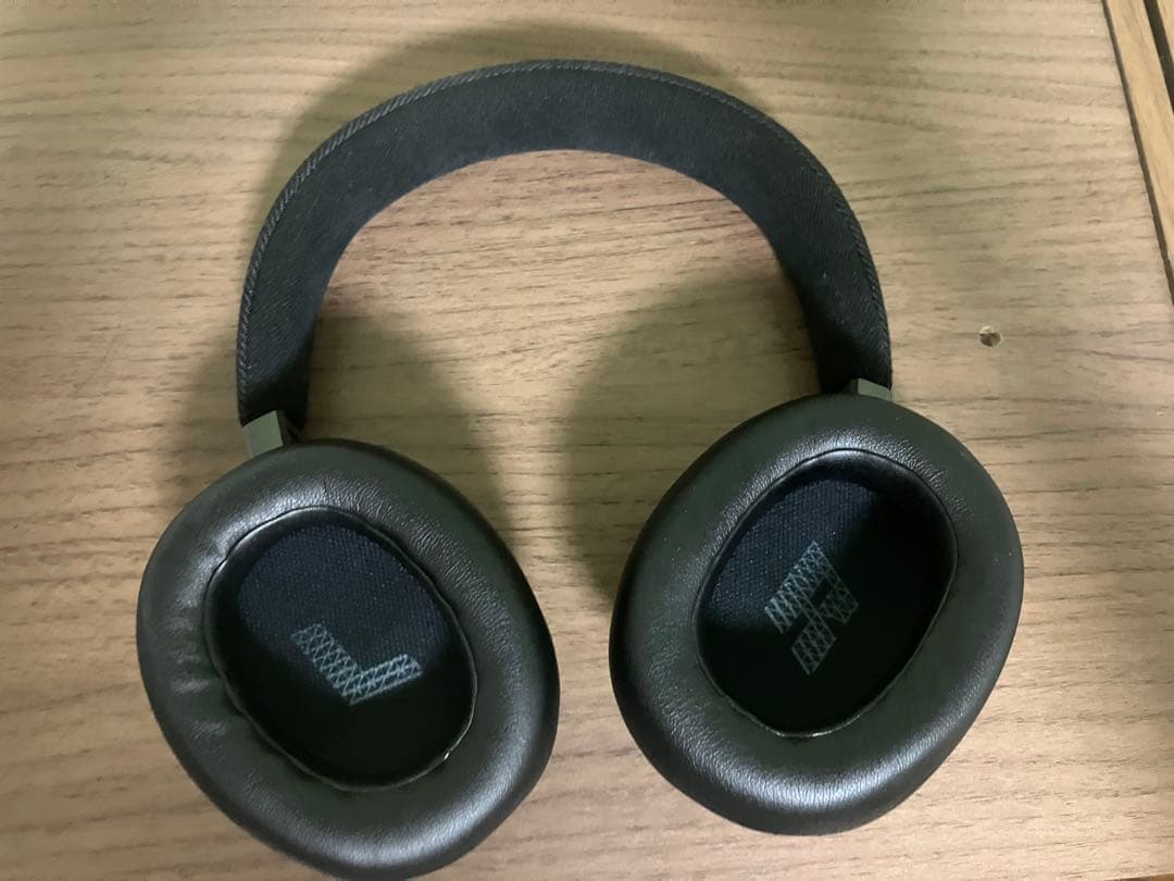 ヘッドホン JBL LIVE770 NC